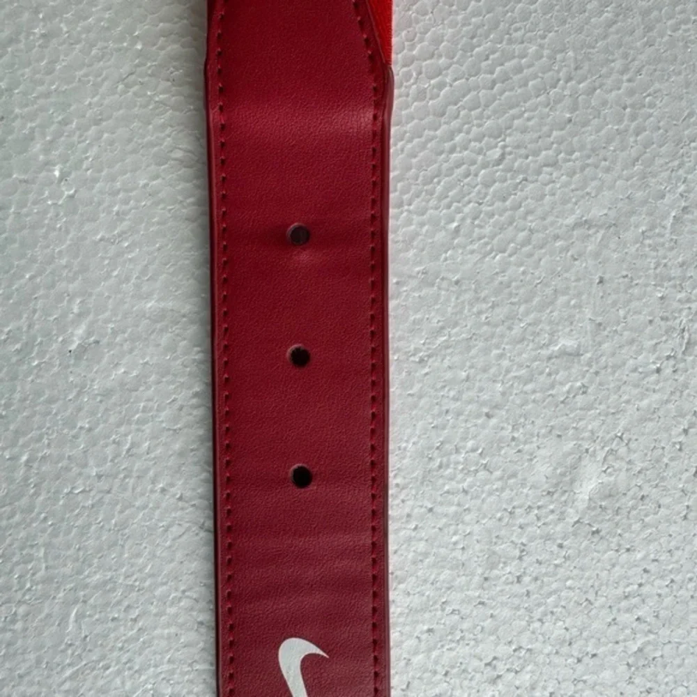 Nike NWOT Red Adjustable Baseball/Softball Belt 3.0‎